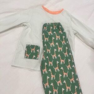 Giraffe Print Jetson Cubbington 5T set - Green and White